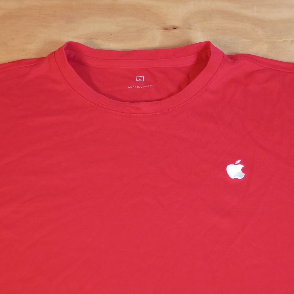 Apple Employee Store Uniform Red T-Shirt Men's Size Large L Embroidered Logo